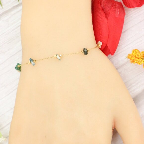 "Trendy Handmade Bracelet – A Thoughtful Gift for Girls & Women | UNVRC1491 - Picture 2 of 10